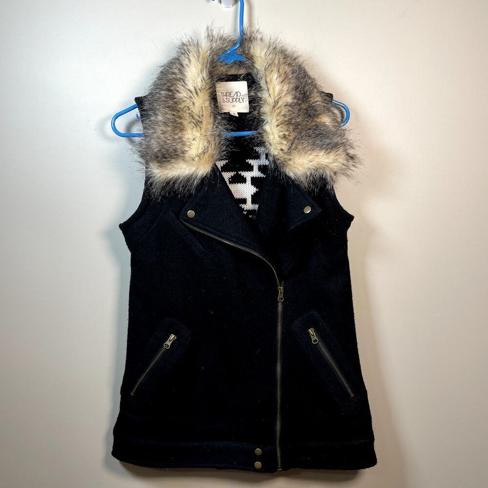 THREAD & SUPPLY Women’s‎ M Aztec Knit & Wool Faux Fur Vest Southwestern Festival